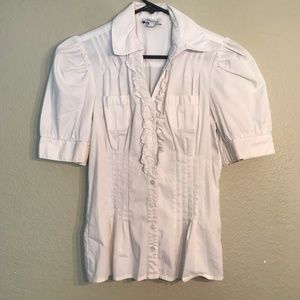 Bebe Short-Sleeved Buttoned Blouse (S)